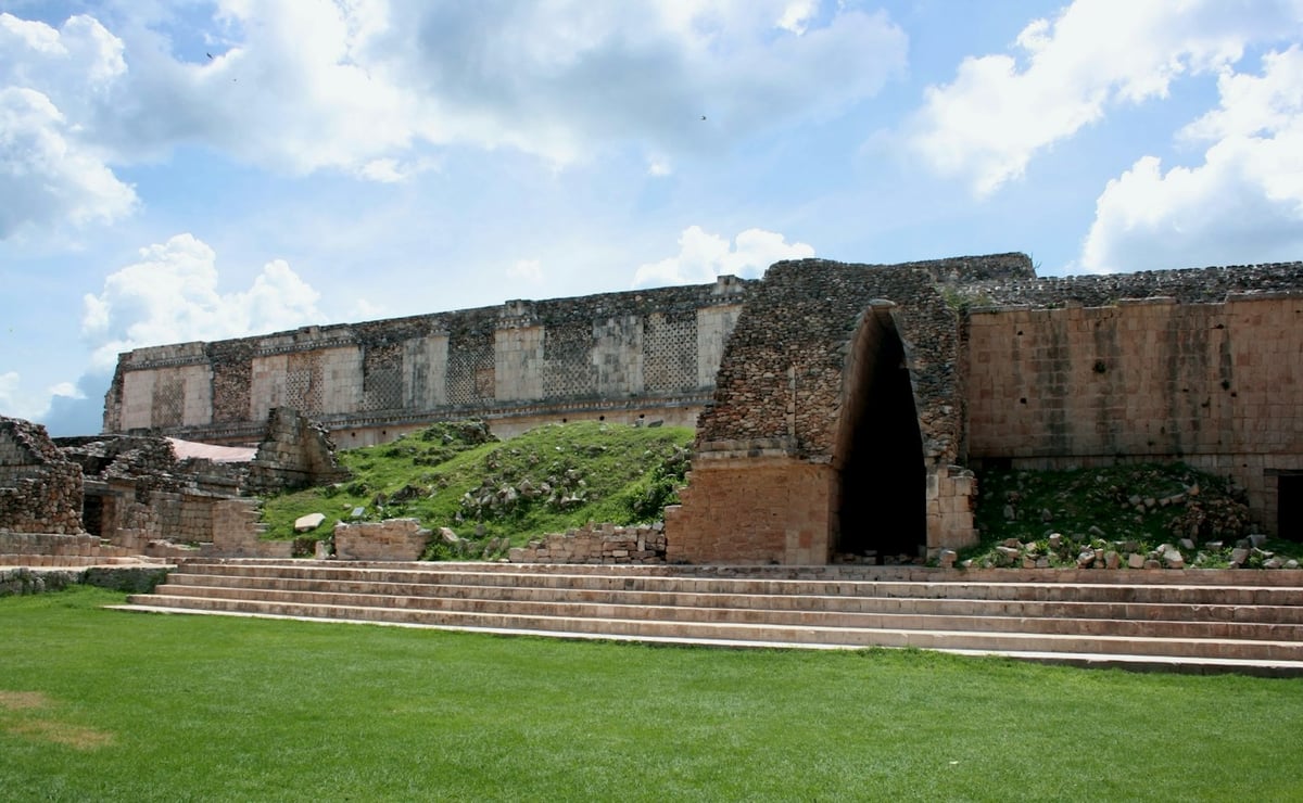 Piedras que guardan memoria, Península de Yucatán, México